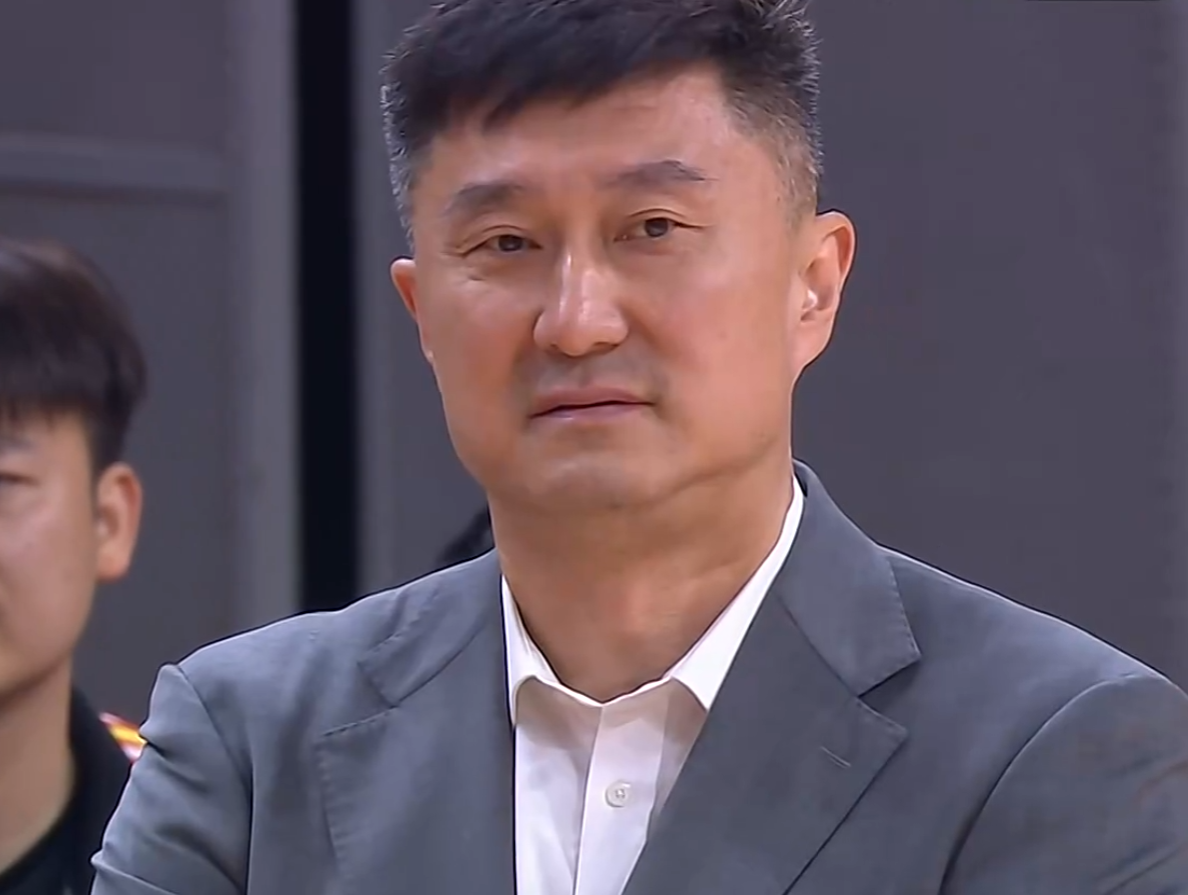 杏彩体育登录入口-CBA疯狂一夜！广东完成大逆转，北京1分险胜山西，北控大胜吉林